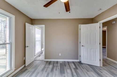 1150 Mitchell Crossing Dr, Atlanta GA  30331-7366 exterior