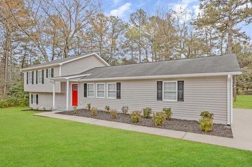 7601 Asbury Dr, Lithonia GA  30058-5908 exterior