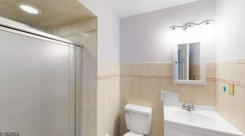 6 Malanga Ct, Scotch Plains NJ exterior