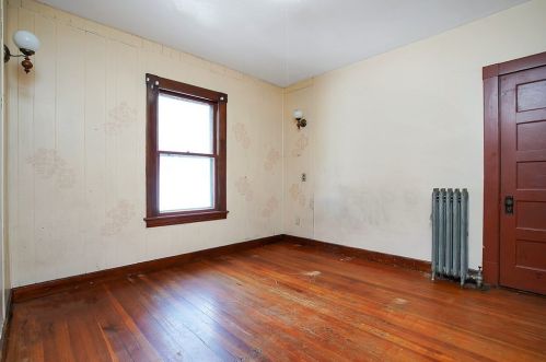 54 Lester St, Springfield MA 01108-2140 exterior