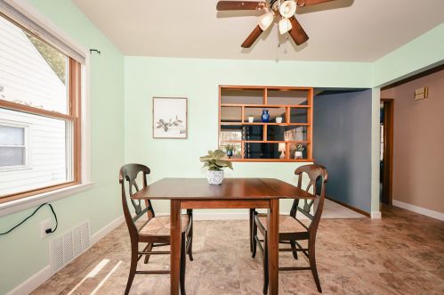 3250 86, Milwaukee WI 53227-4622 exterior