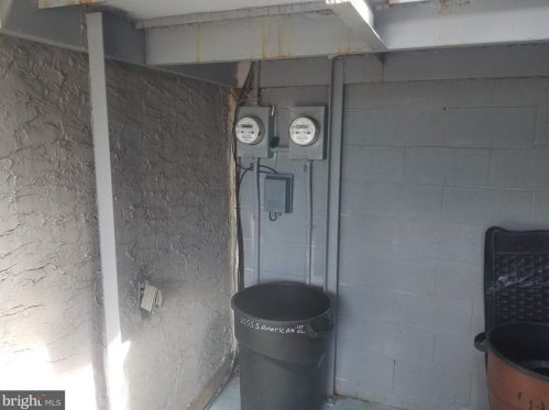 2555 American St, Philadelphia PA 19140-5724 exterior