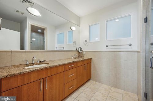 741 2nd St, Philadelphia PA 19122-4503 exterior