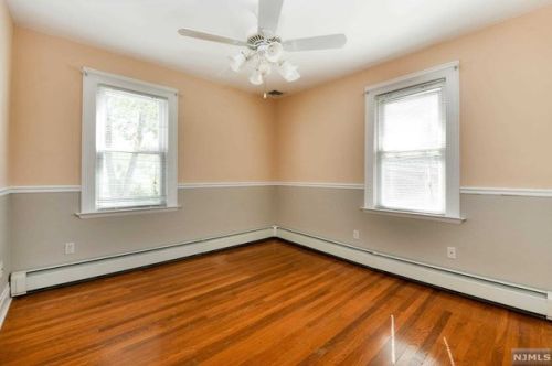 47 Kipp Ave, Hasbrouck Heights NJ 07604-1216 exterior