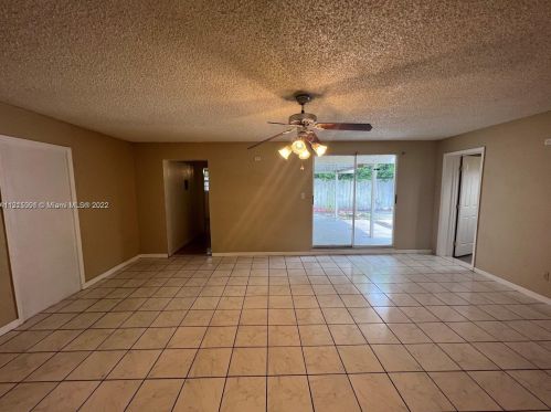 6022 Larmon St, Tampa FL 33634-5198 exterior