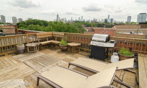 1903 Fremont St, Chicago IL  60614-5016 exterior