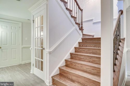 6636 Hampton View Pl, Mc Lean VA 22101-6003 exterior