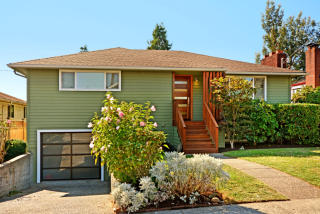 6633 Fauntleroy Way, Seattle WA  98136-1708 exterior