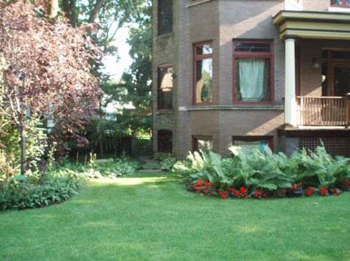 2013 Greenleaf Ave, Chicago IL 60645-3509 exterior