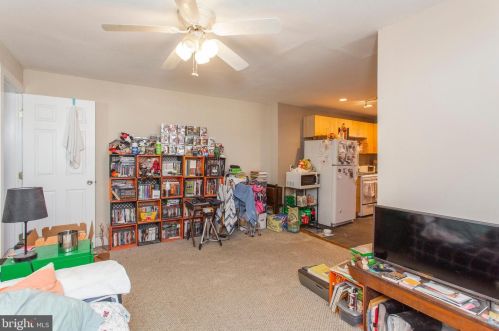 368 Daly St, Philadelphia PA 19148-3329 exterior