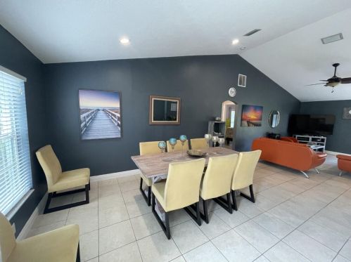 1744 Bradway Ln, Fort Pierce, FL 34953-1621