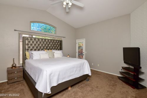 2245 Rio Vistoso Ln, Tucson AZ 85755-1911 exterior