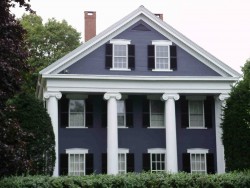 1734 Beacon St, Newton, MA 02468-1405