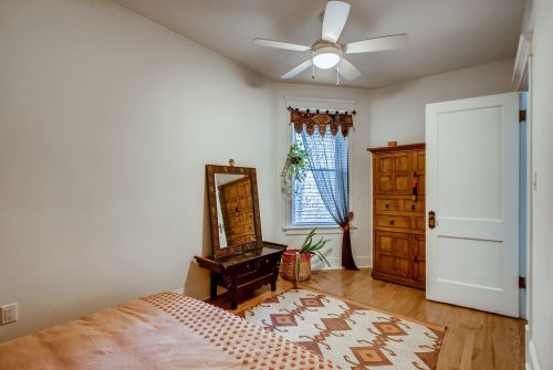 1432 Central Park Ave, Chicago IL 60655-3415 exterior