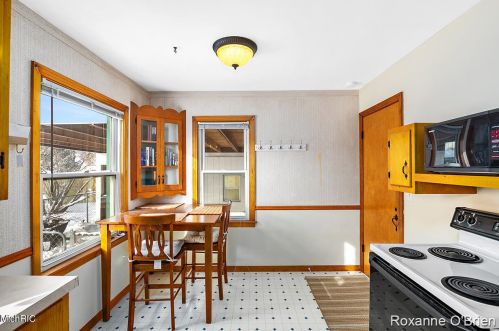 730 Oakcrest St, Wyoming MI exterior