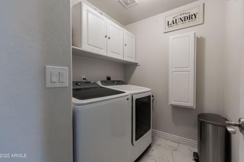 20831 10 St, Phoenix AZ 85086-0927 exterior