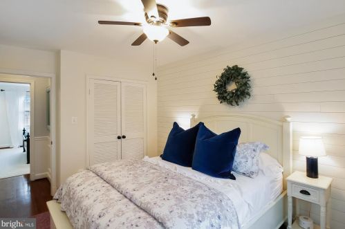 6316 Barrister Pl, Alexandria VA 22307-1214 exterior