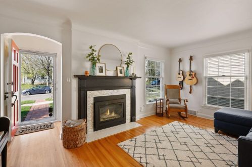 2212 Eleanor Ave, Saint Paul MN 55116-1101 exterior