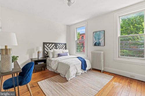 326 Dickinson St, Philadelphia PA 19147-6515 exterior