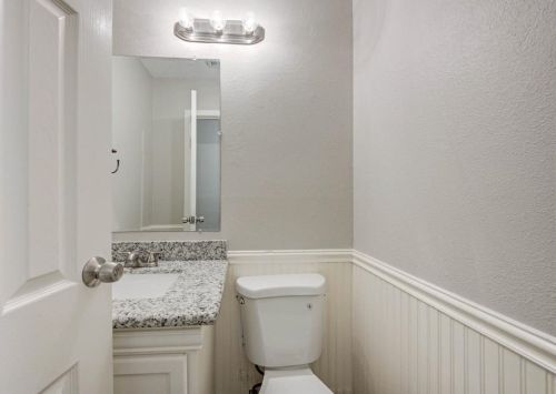 2018 Oak Shr Dr, Humble TX 77339-1724 exterior