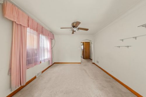 8450 Paulina St, Chicago IL 60620-4744 exterior