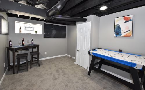 2554 Hubbard St, Milwaukee WI  53212-2845 exterior