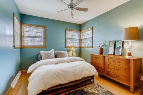 5239 Main St, Maple Plain MN 55359-9695 exterior