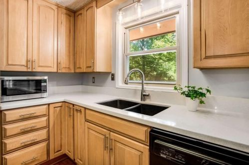 2344 Melinda Dr, Atlanta GA 30345-1915 exterior