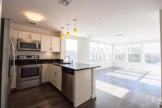 12 Whittemore Ave, Cambridge MA  02140-1621 exterior