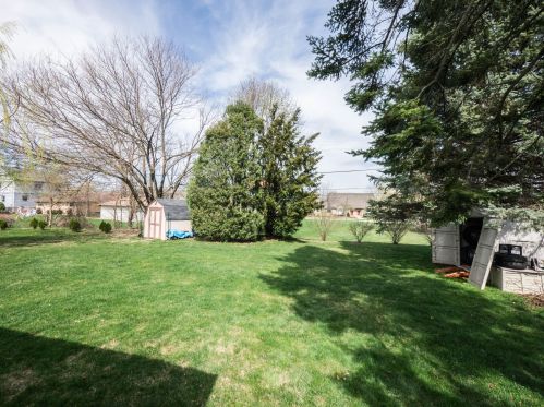 3282 Norwich Ave, Milwaukee, WI 53235-4913