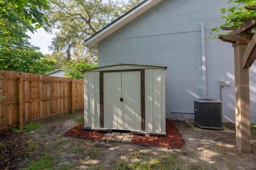 1704 Louisiana Ave, Tampa FL  33610-6037 exterior