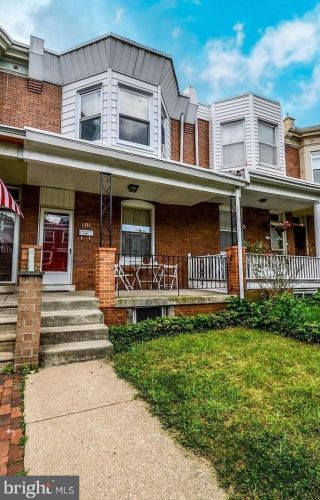 8118 Ardleigh St, Philadelphia PA  19118-3412 exterior