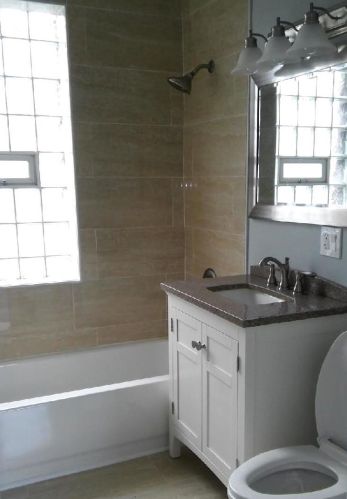 3837 Huron St, Chicago IL 60611-3043 exterior