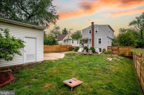 2813 Memorial St, Alexandria VA  22306-1743 exterior