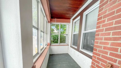 25 Edgar St, Poughkeepsie NY 12603-2702 exterior