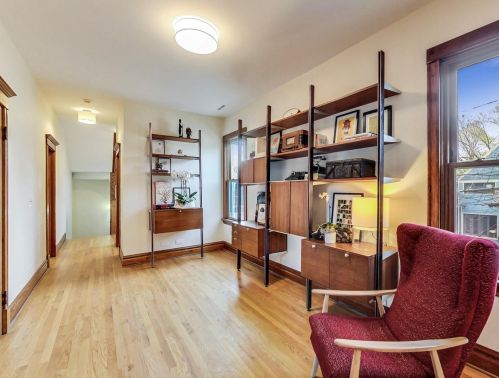 4244 Bell Ave, Chicago IL 60618-2904 exterior