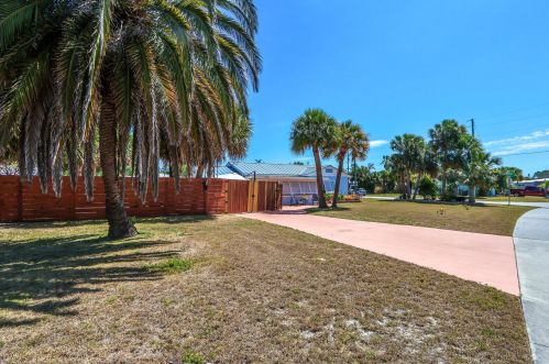 206 Fernandina St, Fort Pierce FL  34949-3534 exterior