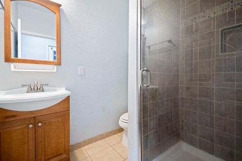 1861 Denair Ave, Turlock CA 95382-1815 exterior