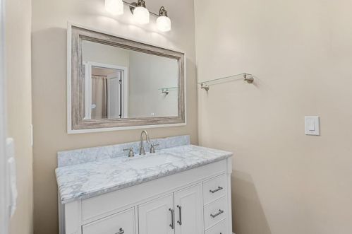 1021 Madeline Ln, Atlanta GA  30350-4024 exterior