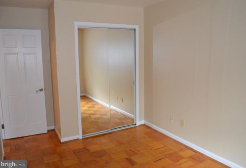 8902 16th St, Silver Spring MD 20910-2231 exterior