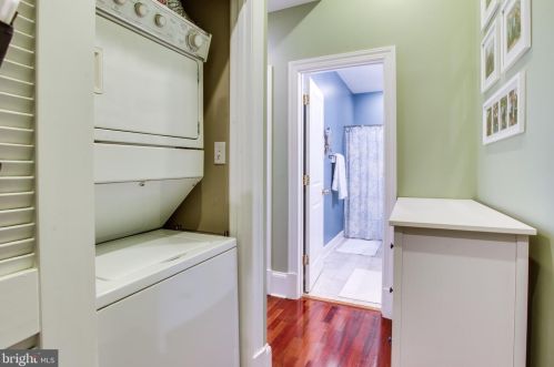 1324 Euclid St, Washington DC 20009-4811 exterior