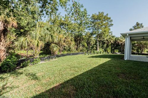 2883 6 St, Naples FL 34120-1331 exterior