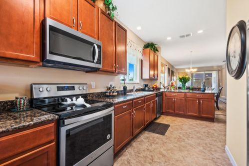 5650 Pine Trail Cir, Fort Pierce FL 34983 exterior