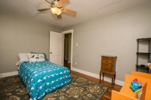 805 Brookline Blvd, Pittsburgh PA 15226-2003 exterior