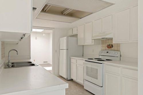 43 Casa Verde, Austin TX 78734-3412 exterior