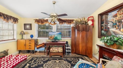 239 7 St, Perris CA 92570-2366 exterior