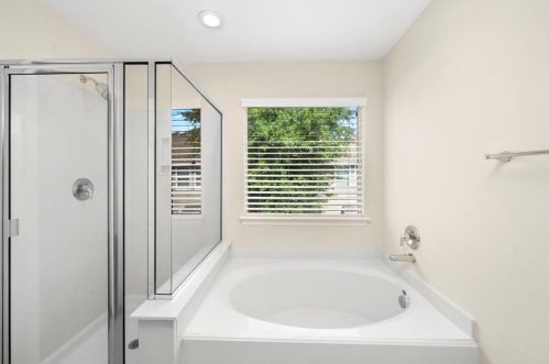 17619 Kennesaw Mtn Ln, Humble TX 77346-3720 exterior