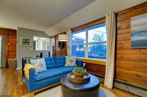 56 Glenside Trl, Sparta NJ  07871-1244 exterior