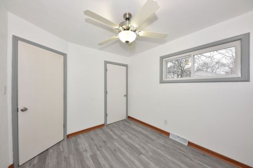 4649 20th St, Milwaukee WI  53221-2807 exterior