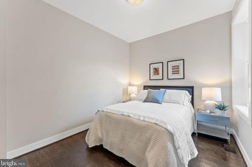 408 4th St, Washington DC  20003-2005 exterior